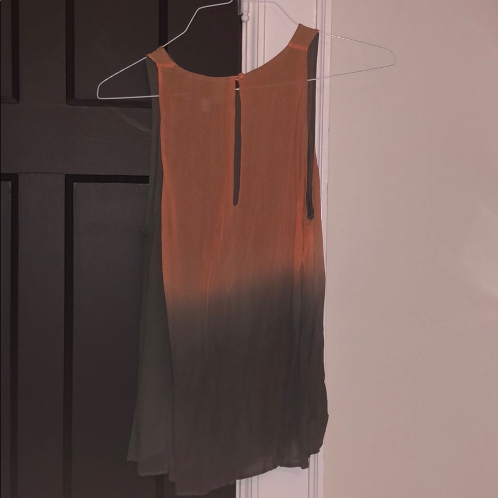 Top - Picture 2 of 2